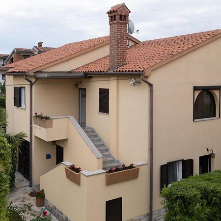 Apartments Mirella Novigrad Istria Eksteriør bilde