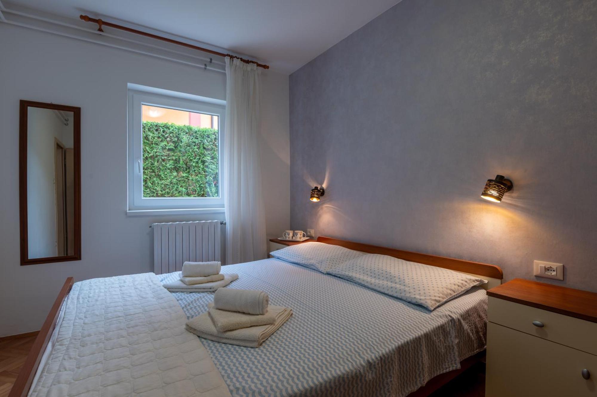 Apartments Mirella Novigrad Istria Eksteriør bilde