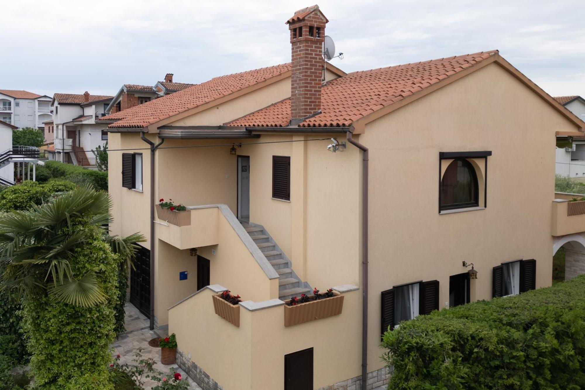 Apartments Mirella Novigrad Istria Eksteriør bilde